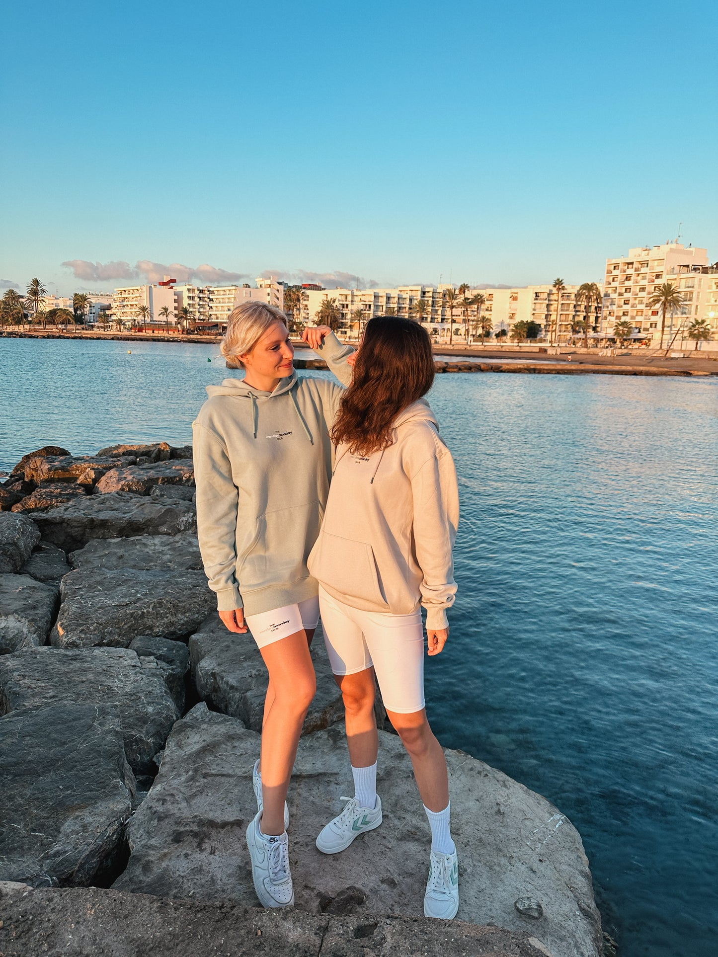 🌴 Monday Dream - Unisex mondaymonday Premium-Hoodie